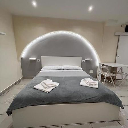 Ferienwohnung Al Rifugio Di Rosmy Bari Exterior foto