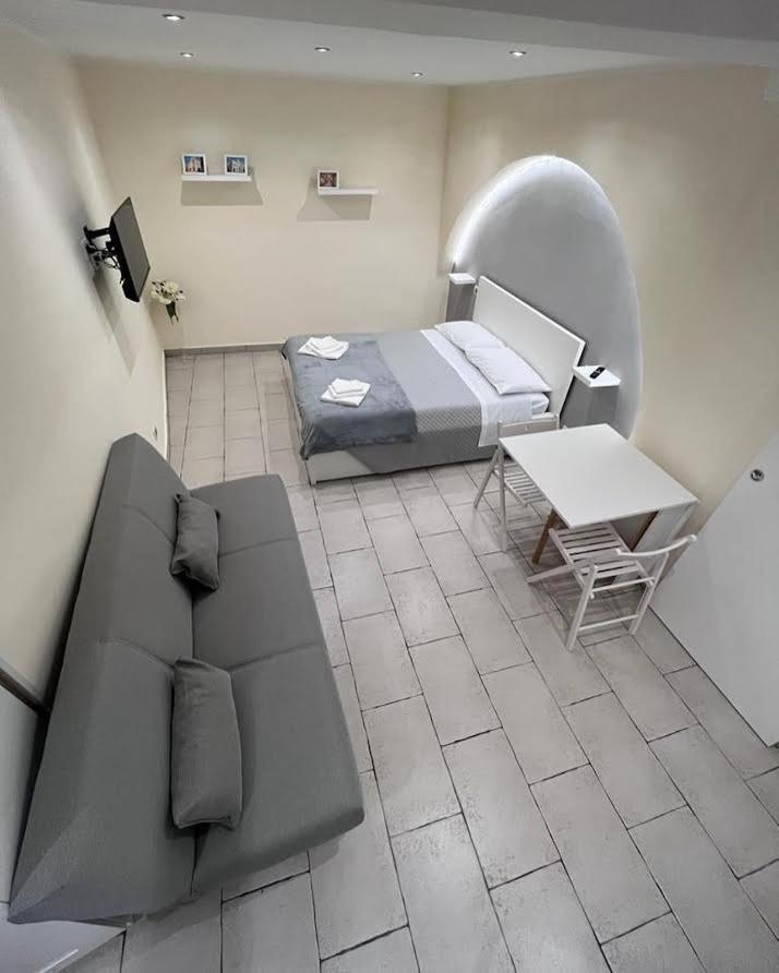Ferienwohnung Al Rifugio Di Rosmy Bari Exterior foto